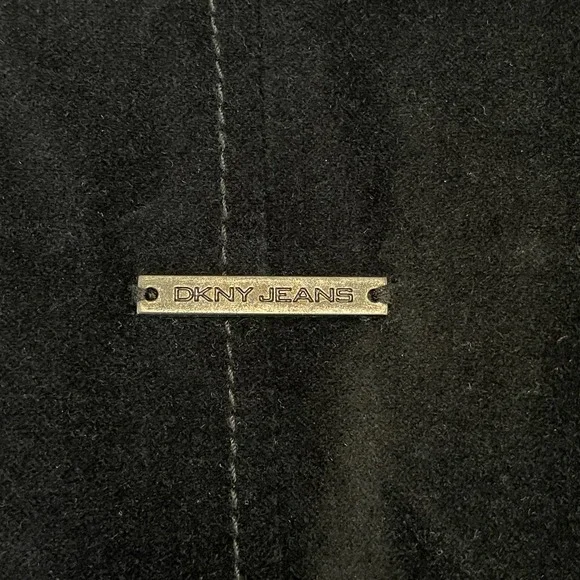 🚫SOLD🚫 VTG Y2K DKNY Jeans Black Velvet Long Coat w/ Pockets Grey Baroque - Picture 11 of 16